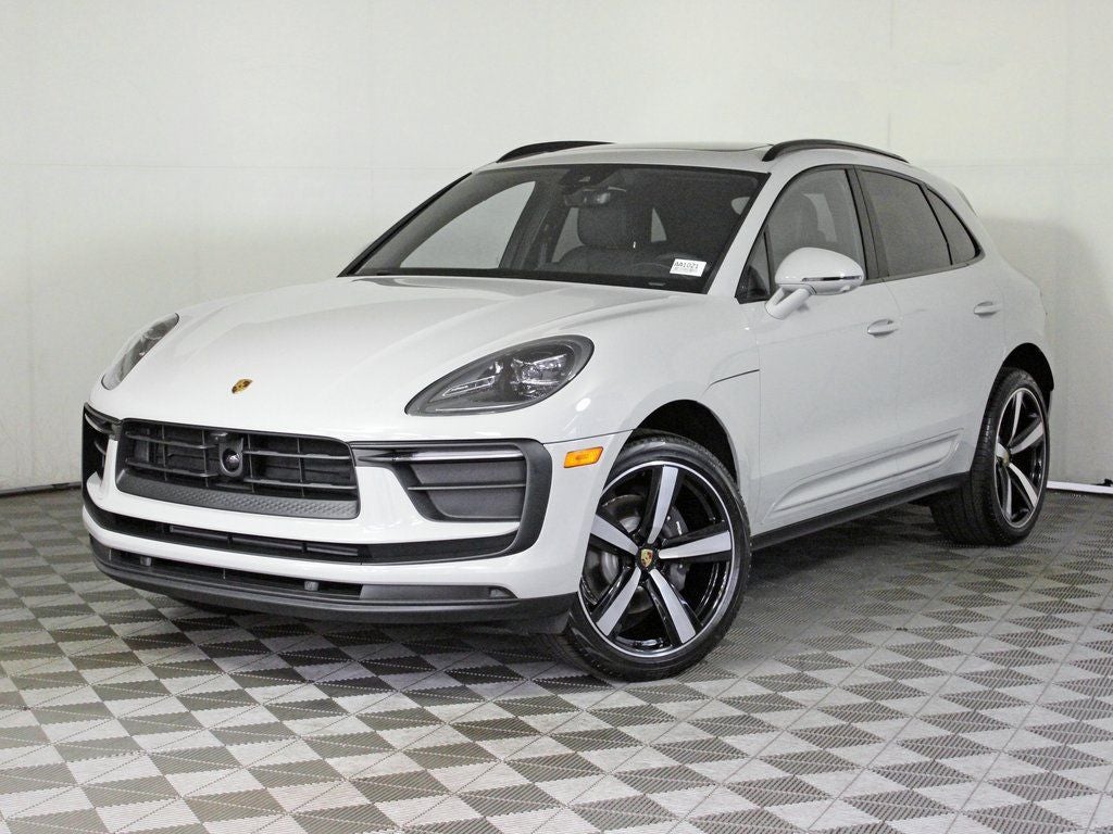 2026 Porsche Macan Base in Chalk — front three-quarter view