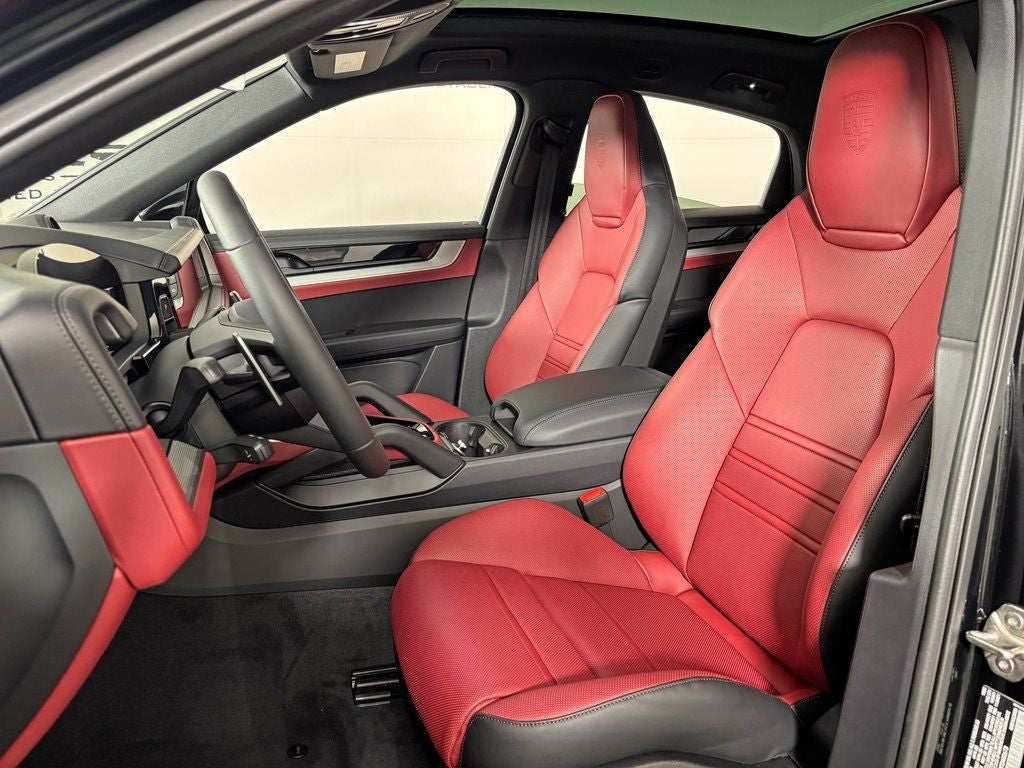 2026 Porsche Cayenne — detail view